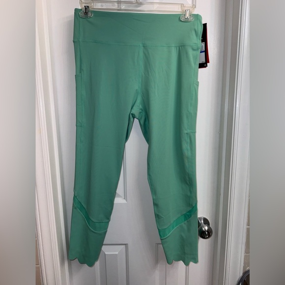 FILA Dreama Athletic Workout Cropped Tight Leggings  Mesh Cutouts/Jade Cream NEW - Picture 7 of 15